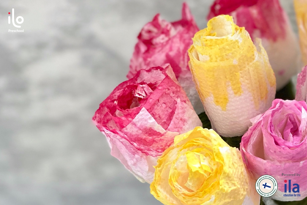 Cách làm hoa hồng bằng giấy vệ sinh vừa dễ vừa đẹp.