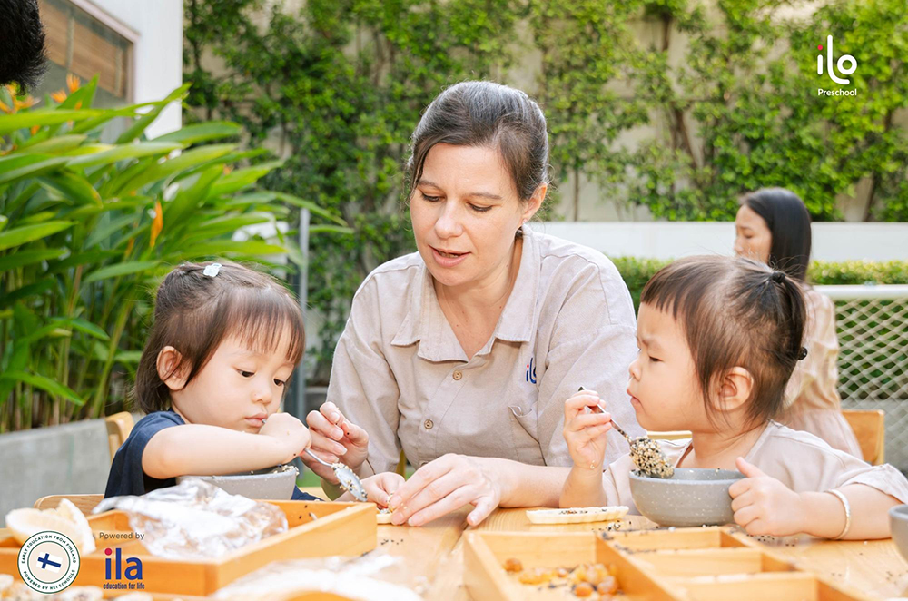 Hoạt động ngoài trời cho trẻ mầm non phát triển kỹ năng sống