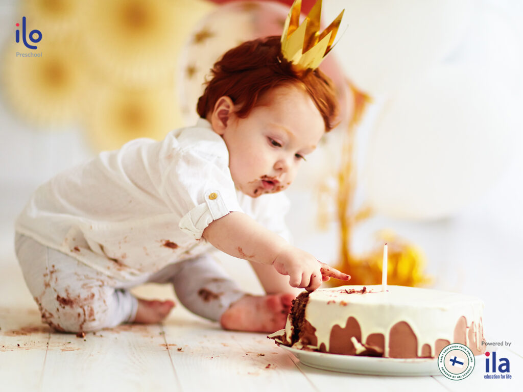 Mâm cúng thôi nôi bé trai: cách chuẩn bị và nghi thức đầy đủ nhất
