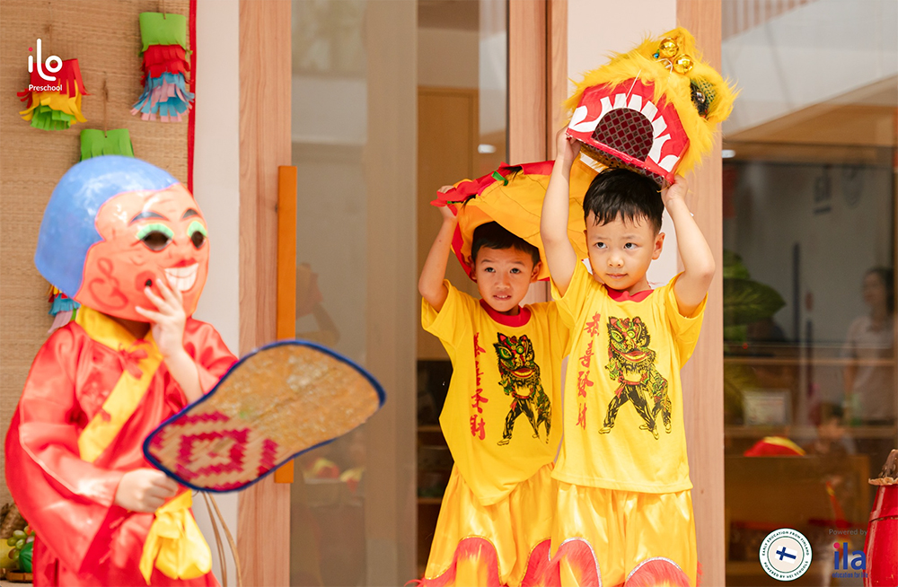 Trang trí góc Trung thu mầm non với đầu lân nhỏ