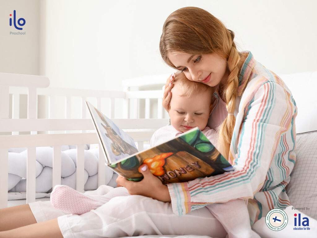 8 truyện cho bé sơ sinh giúp con thông minh, gắn kết với mẹ