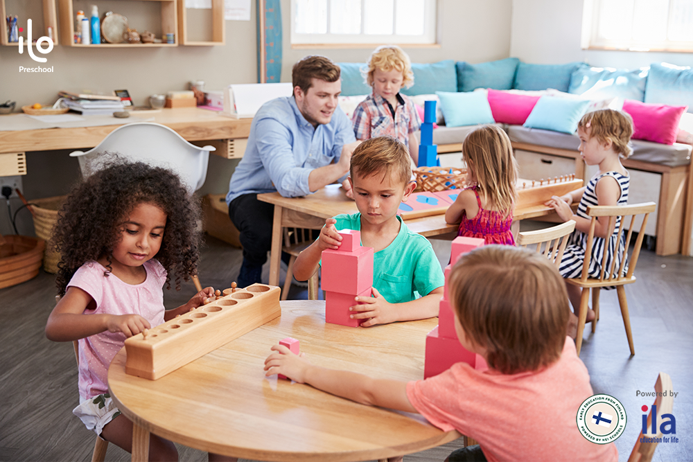 Montessori là phương pháp giáo dục mầm non đến từ Ý. 